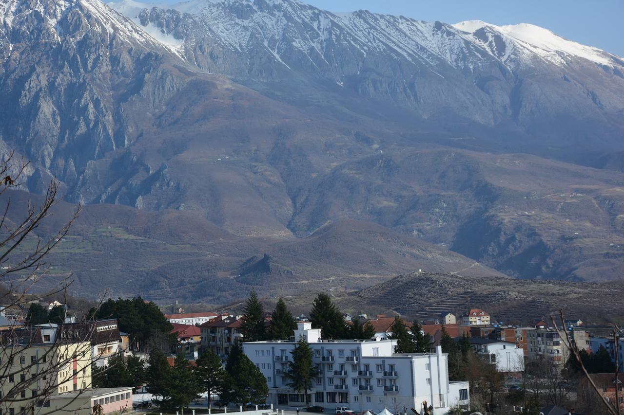 Hotel Turizem Shkelzeni Bajram Curri Εξωτερικό φωτογραφία