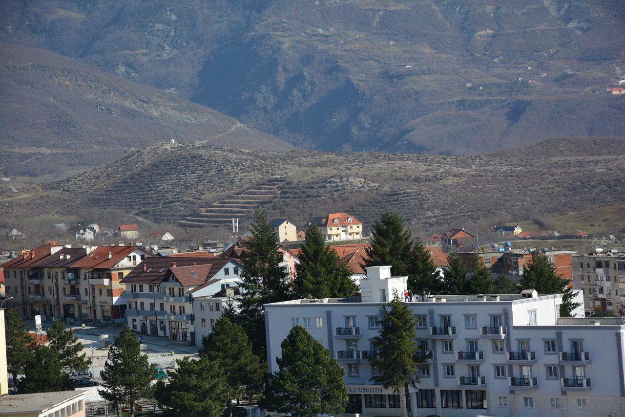 Hotel Turizem Shkelzeni Bajram Curri Εξωτερικό φωτογραφία