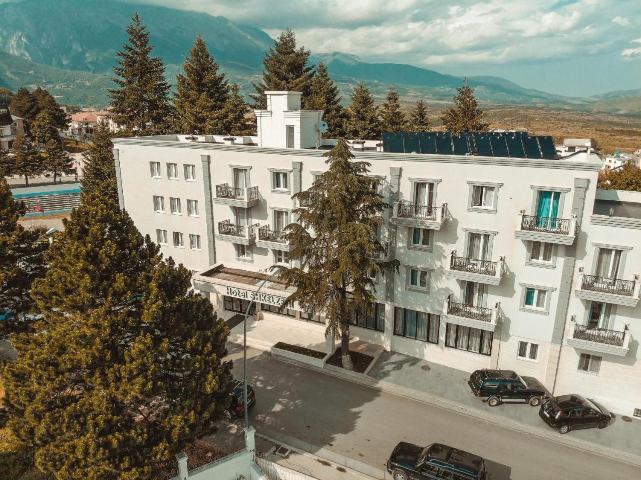 Hotel Turizem Shkelzeni Bajram Curri Εξωτερικό φωτογραφία